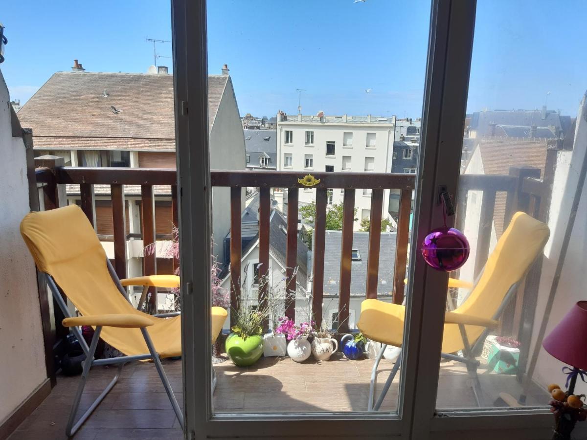 Chez Coco, 7 Persons, Triangle D'Or, Hypercentre Apartment Deauville Luaran gambar