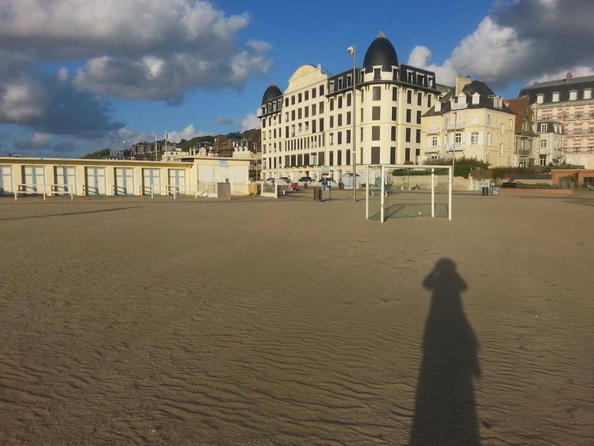 Chez Coco, 7 Persons, Triangle D'Or, Hypercentre Apartment Deauville Luaran gambar